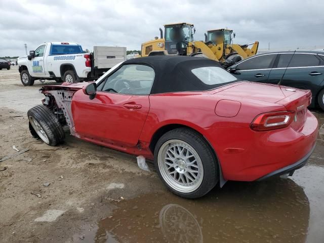 2017 Fiat 124 Spider Classica