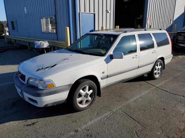 2000 Volvo V70 XC