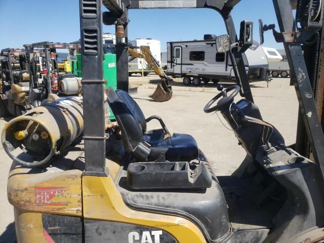 2010 Caterpillar Forklift