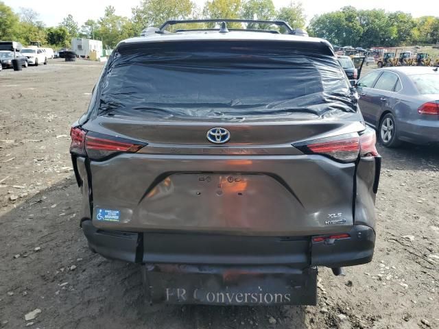 2021 Toyota Sienna XLE