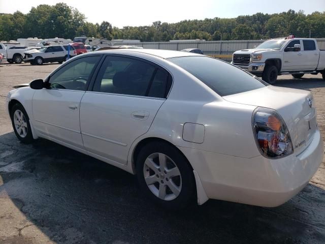 2002 Nissan Altima Base