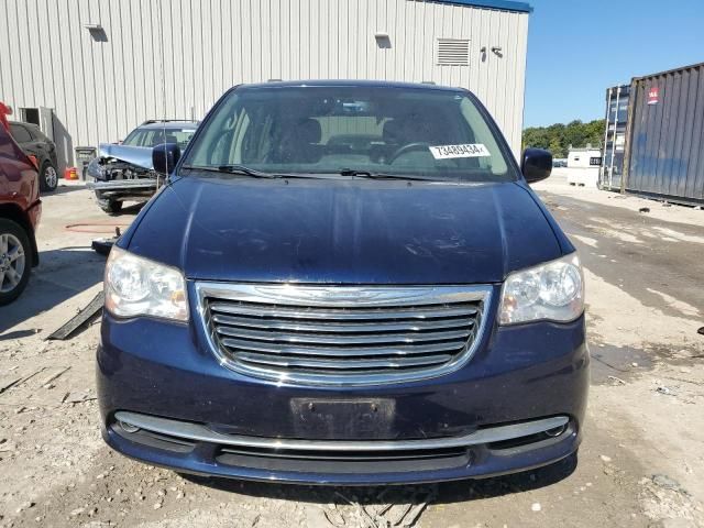 2013 Chrysler Town & Country Touring