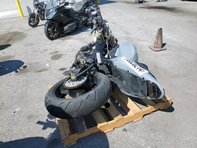 2005 Suzuki GSX-R750 K