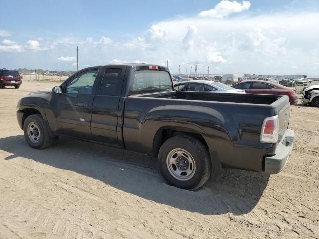 2007 Mitsubishi Raider LS