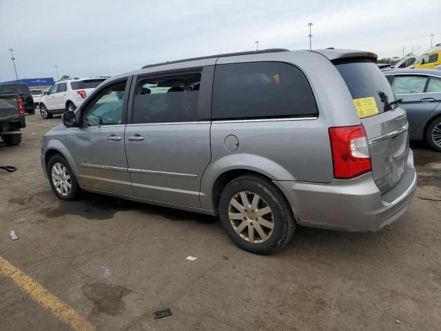 2016 Chrysler Town & Country Touring