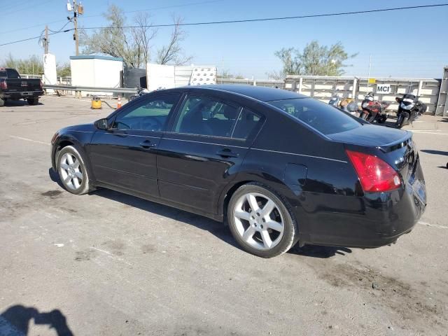 2004 Nissan Maxima SE