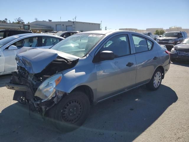 2013 Nissan Versa S