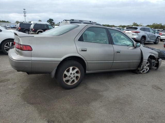 1999 Toyota Camry LE