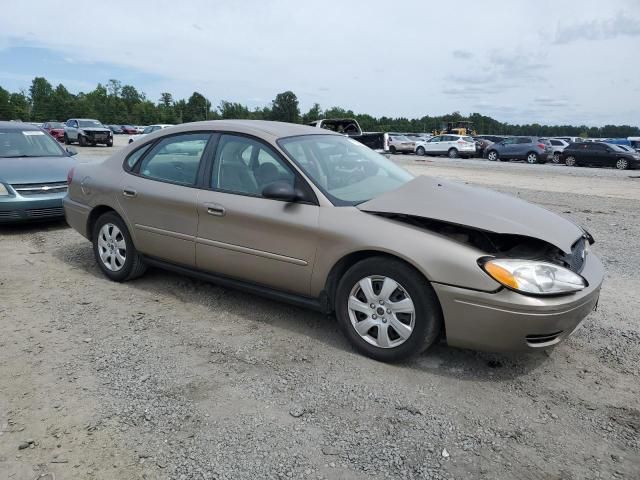 2004 Ford Taurus LX