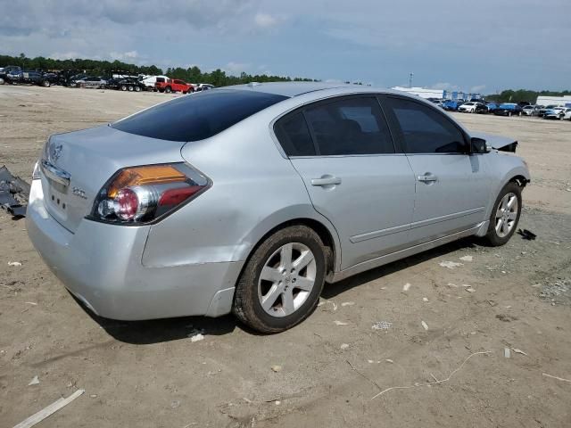 2010 Nissan Altima Base