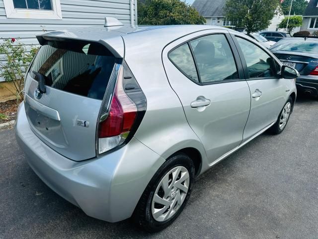 2015 Toyota Prius C