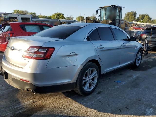 2015 Ford Taurus SE