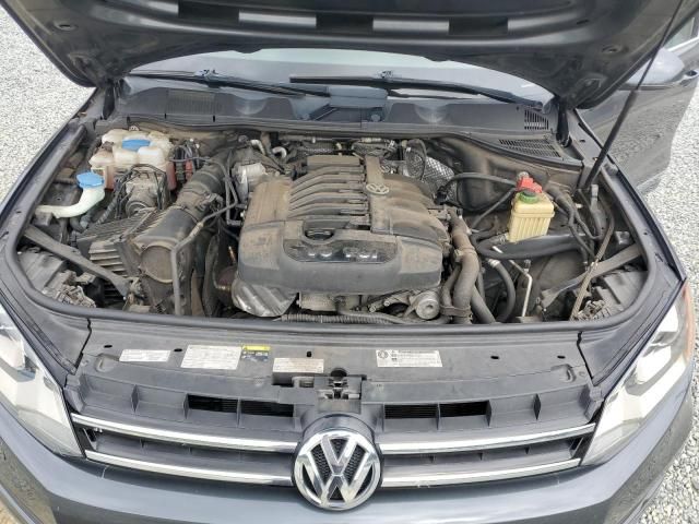 2014 Volkswagen Touareg V6