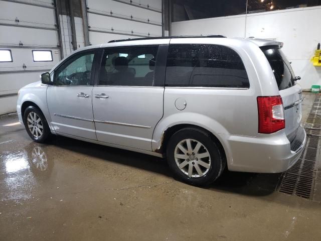 2011 Chrysler Town & Country Touring L