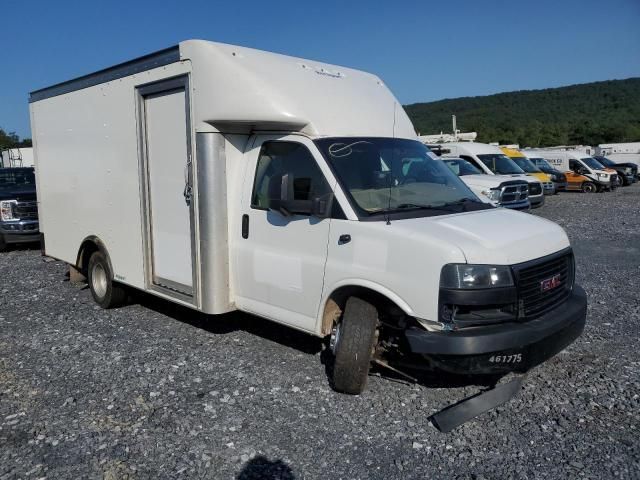 2021 GMC Savana Cutaway G3500