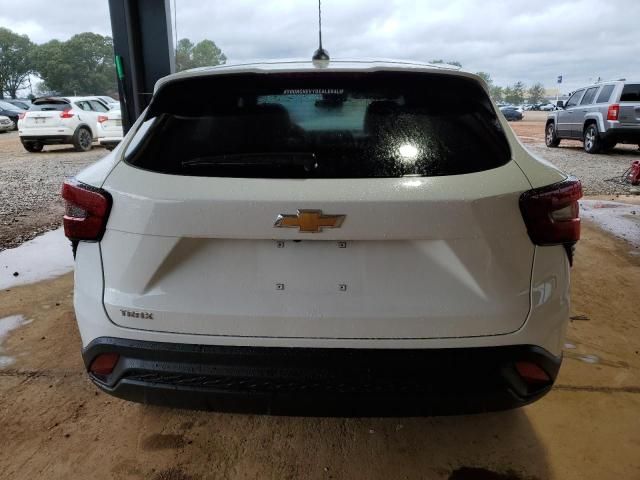 2025 Chevrolet Trax LS