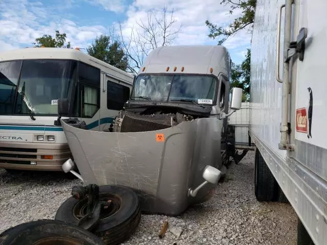 2015 Freightliner Cascadia 125