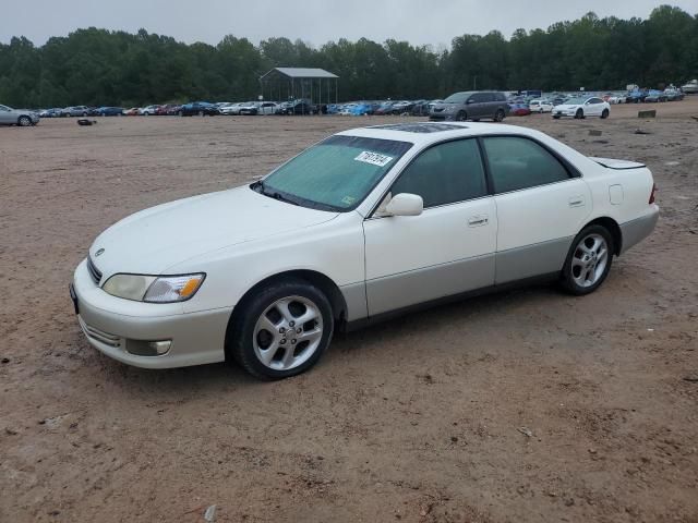 2000 Lexus ES 300