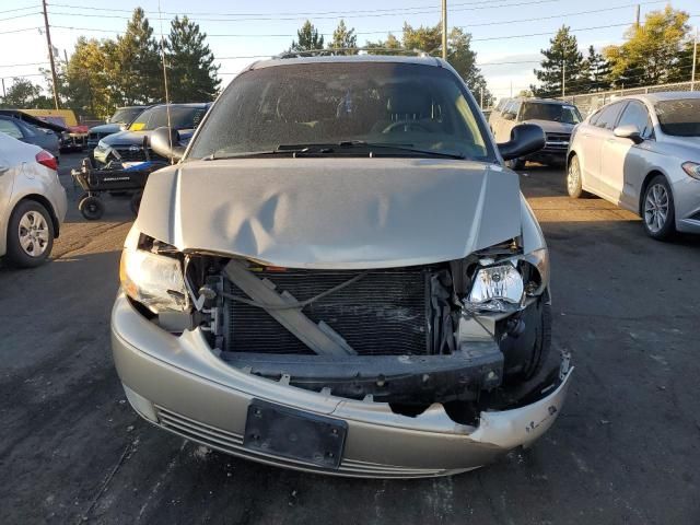 2003 Chrysler Town & Country Limited