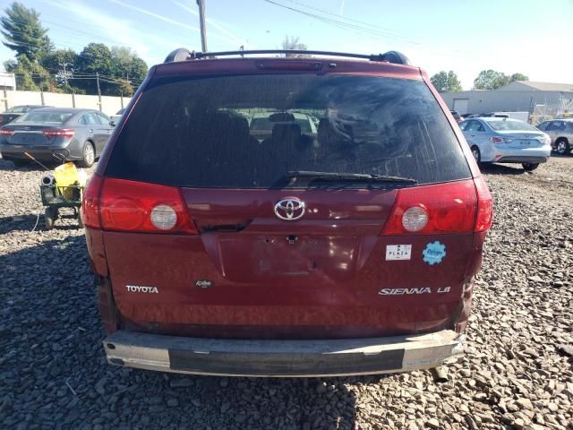 2009 Toyota Sienna CE