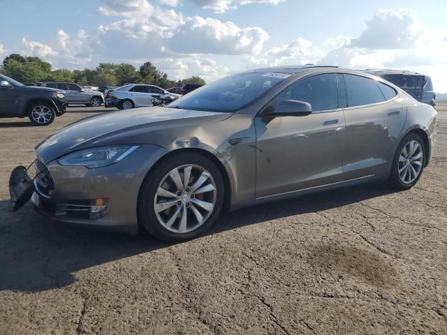 2015 Tesla Model S