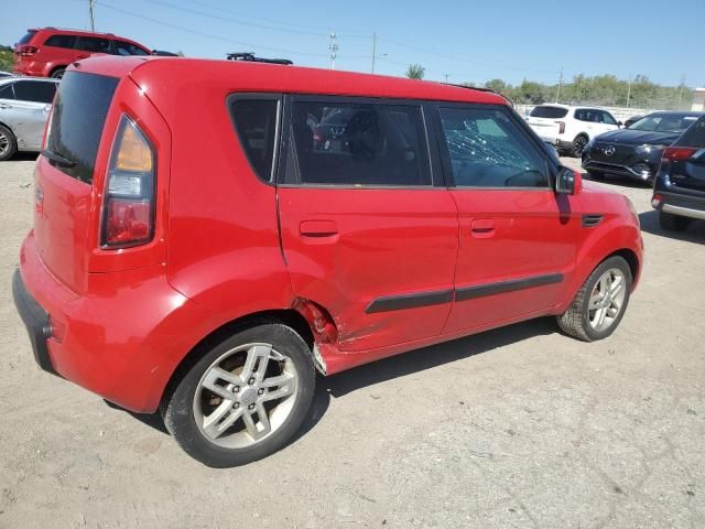 2010 KIA Soul +