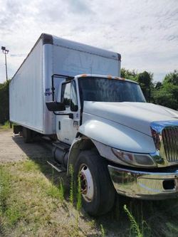 International Vehiculos salvage en venta: 2006 International 4000 4300