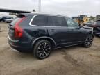 2022 Volvo XC90 T6 Momentum