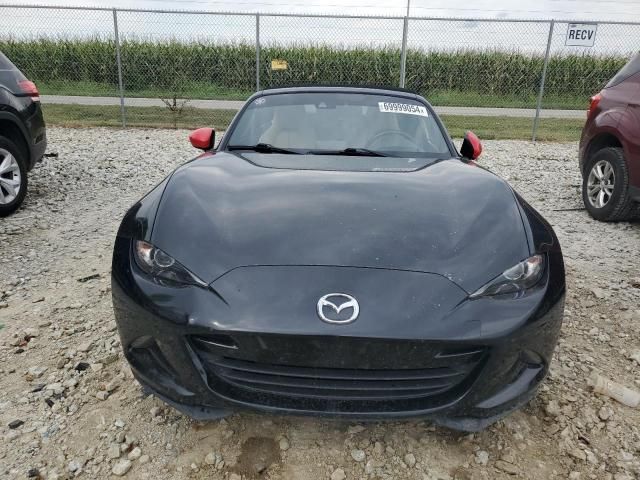 2016 Mazda MX-5 Miata Grand Touring