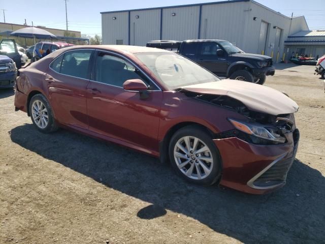 2022 Toyota Camry LE