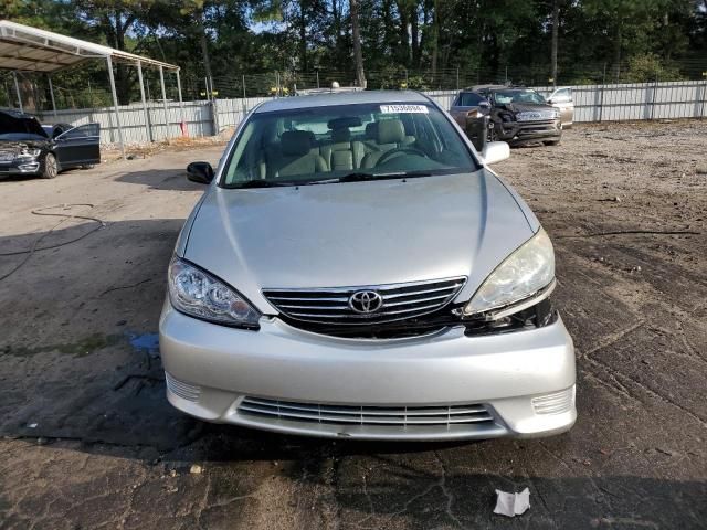 2005 Toyota Camry LE