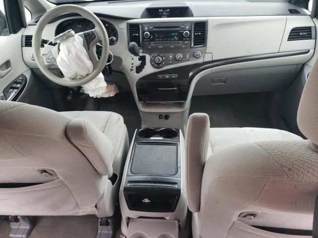 2012 Toyota Sienna LE