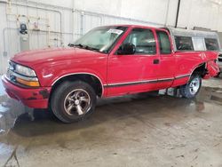 Camiones salvage sin ofertas aún a la venta en subasta: 1998 Chevrolet S Truck S10