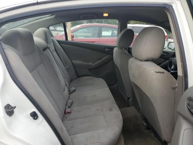 2010 Nissan Altima Base