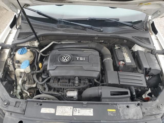 2015 Volkswagen Passat S