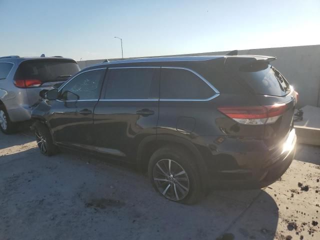 2018 Toyota Highlander SE