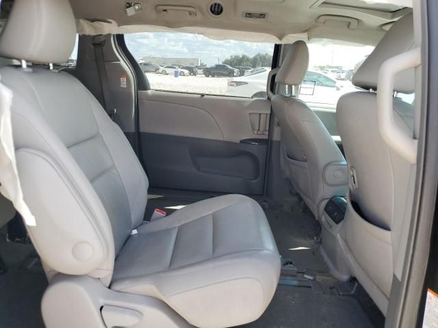 2015 Toyota Sienna XLE