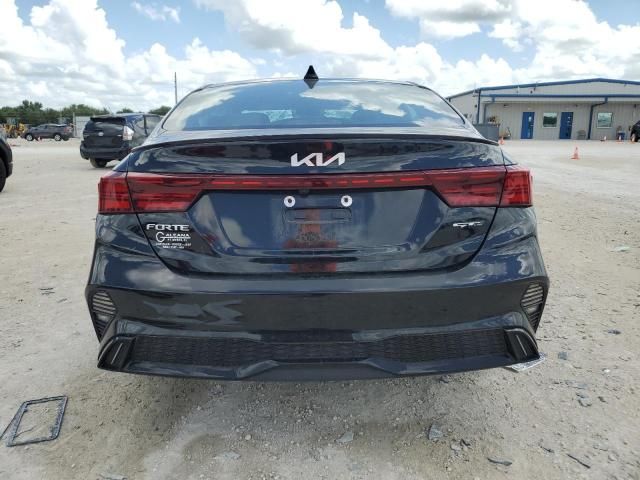 2023 KIA Forte GT Line