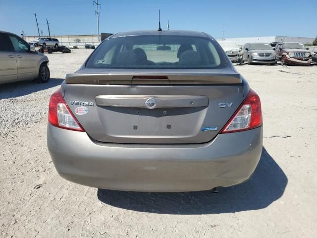 2013 Nissan Versa S