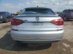 2016 Volkswagen Passat SEL