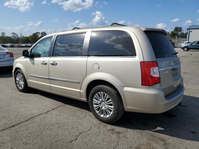 2015 Chrysler Town & Country Touring L