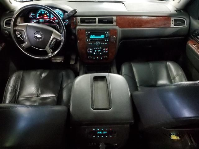 2014 Chevrolet Suburban K1500 LT