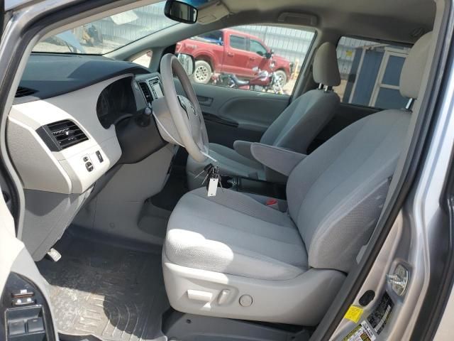 2012 Toyota Sienna LE