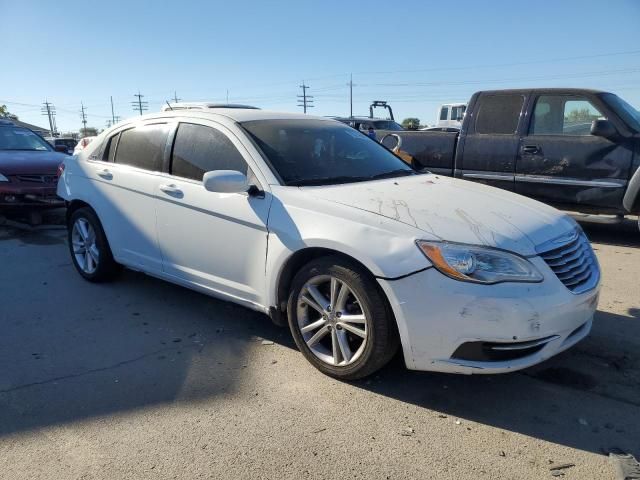 2013 Chrysler 200 LX