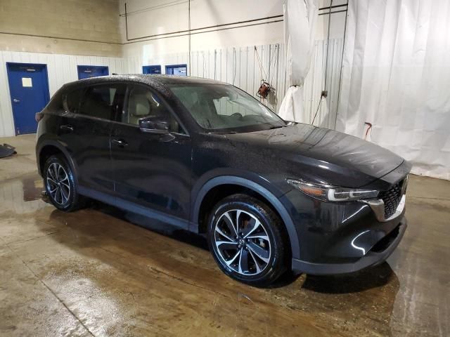 2022 Mazda CX-5 Premium