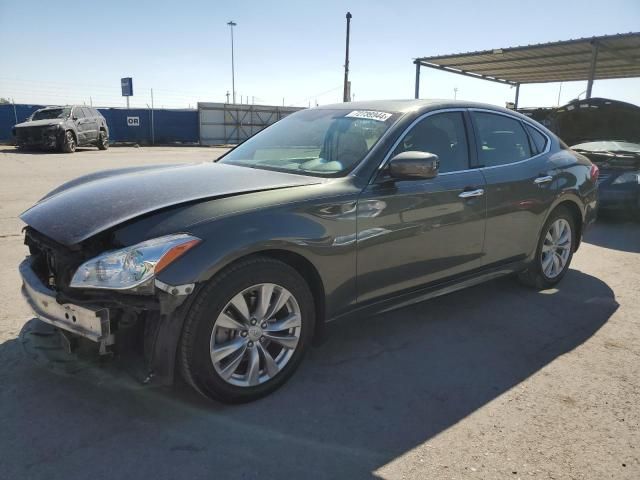 2013 Infiniti M37