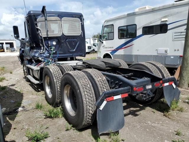 2019 Freightliner Cascadia 126