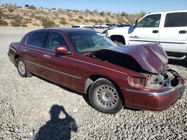 2001 Lincoln Town Car Executive