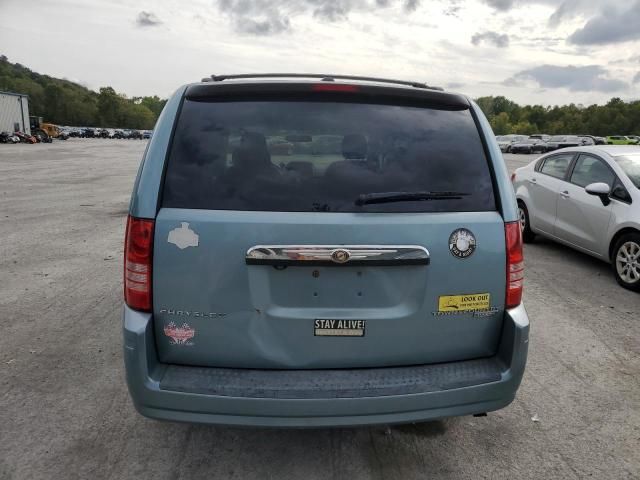 2009 Chrysler Town & Country Touring