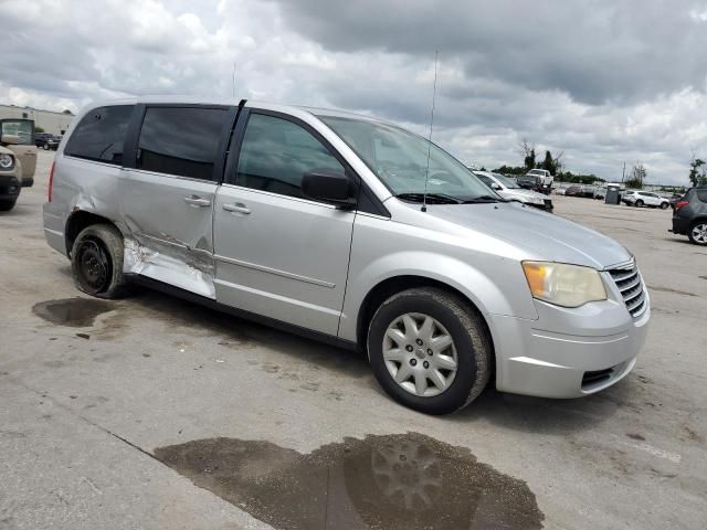 2010 Chrysler Town & Country LX